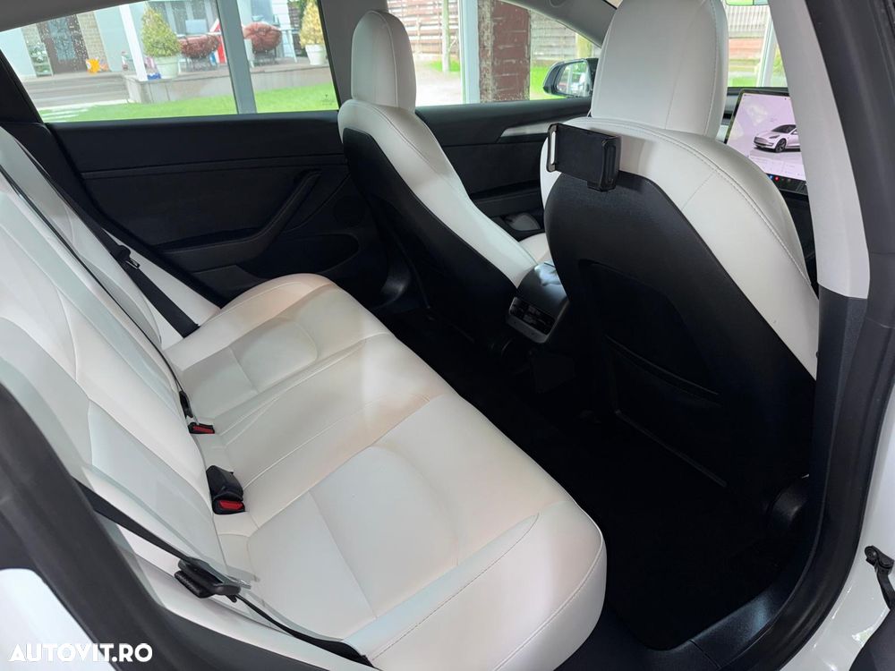 Tesla Model 3 Langstreckenbatterie Allradantrieb Dual Motor Performance - 18