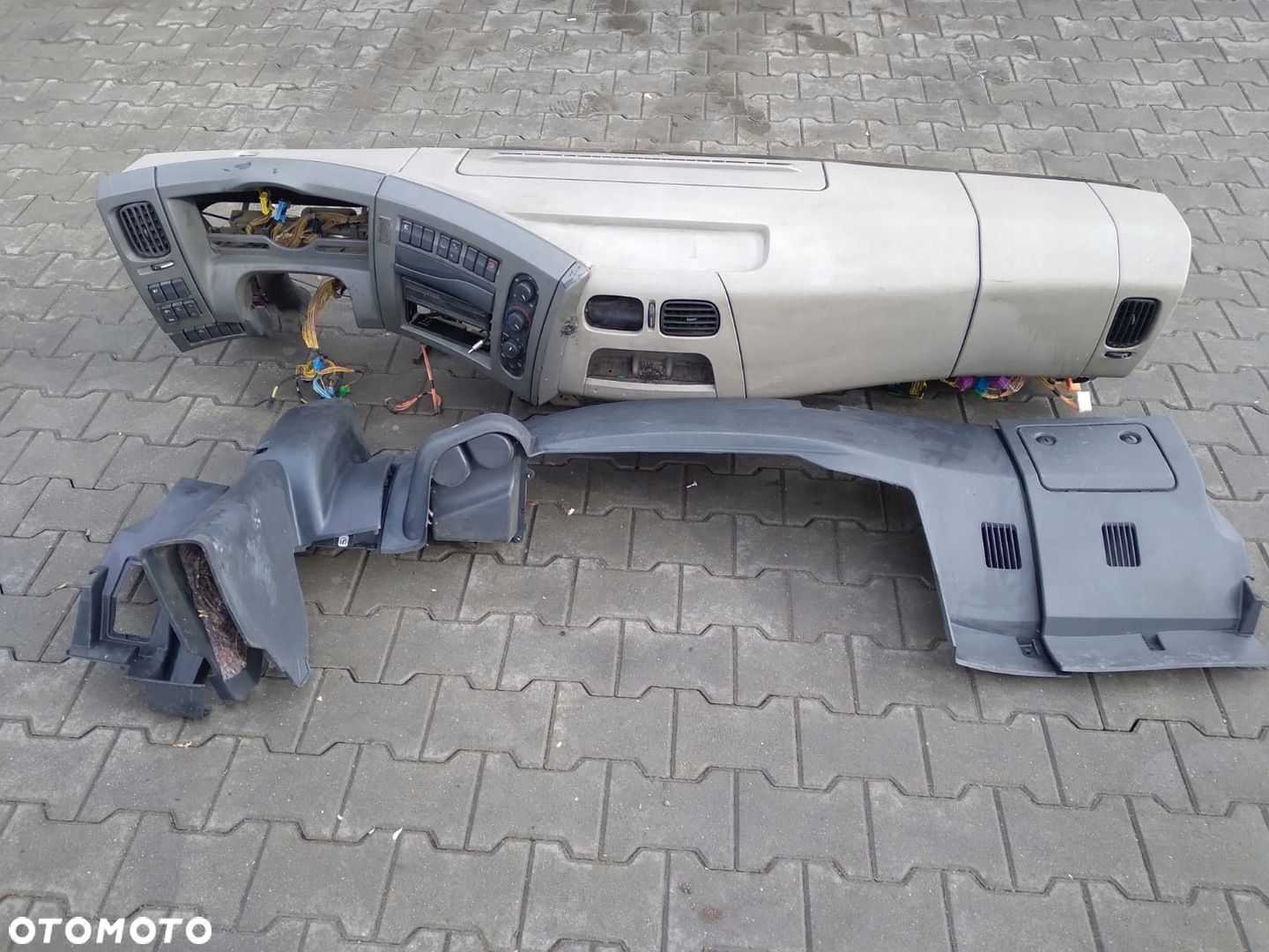 KONSOLA DESKA ROZDZIELCZA PRZEKŁADKA ANGLIKA RENAULT LANDER KERAX MIDLUM - 1