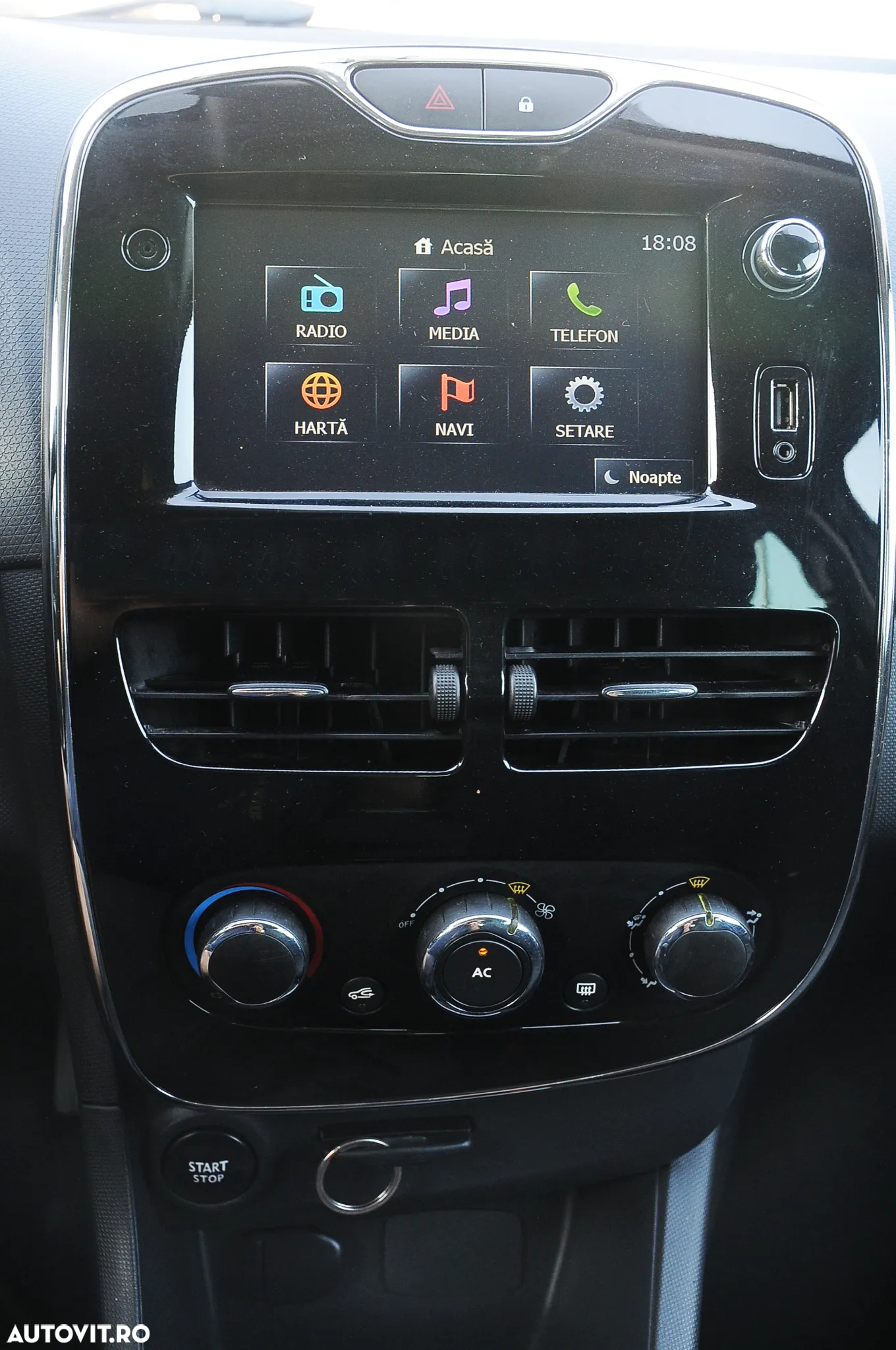 Renault Clio (Energy) dCi 90 Bose Edition - 12