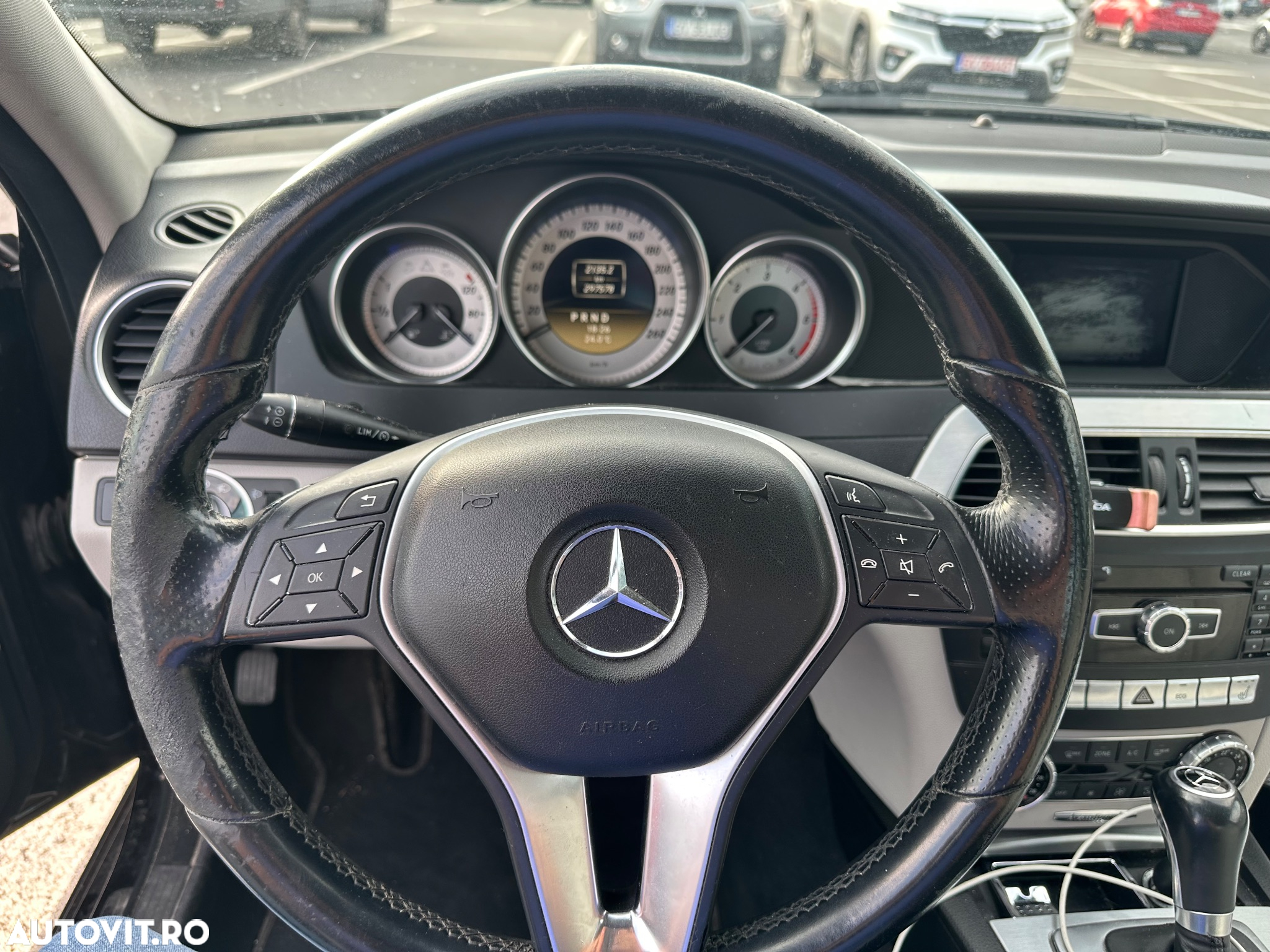 Mercedes-Benz C - 9