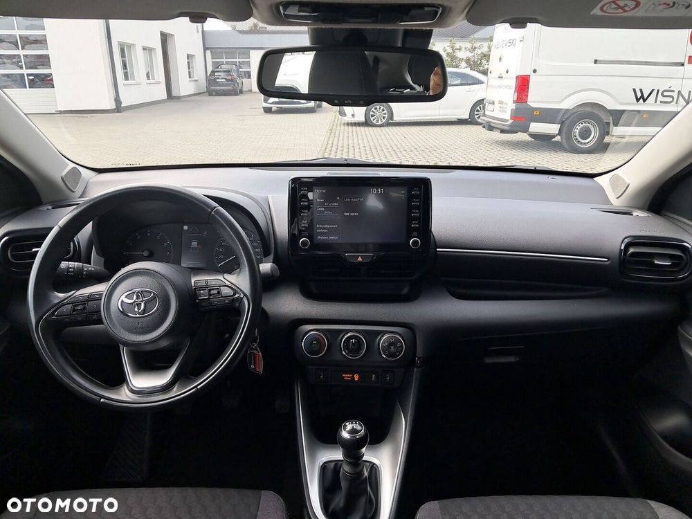 Toyota Yaris - 21