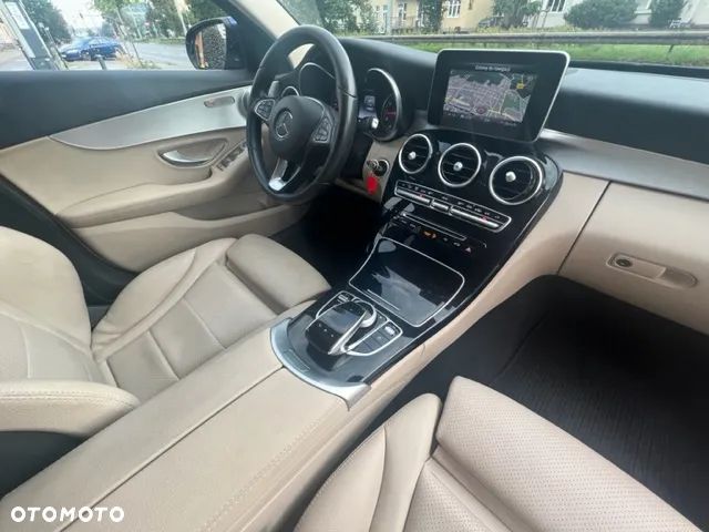 Mercedes-Benz Klasa C 200 7G-TRONIC Avantgarde - 17