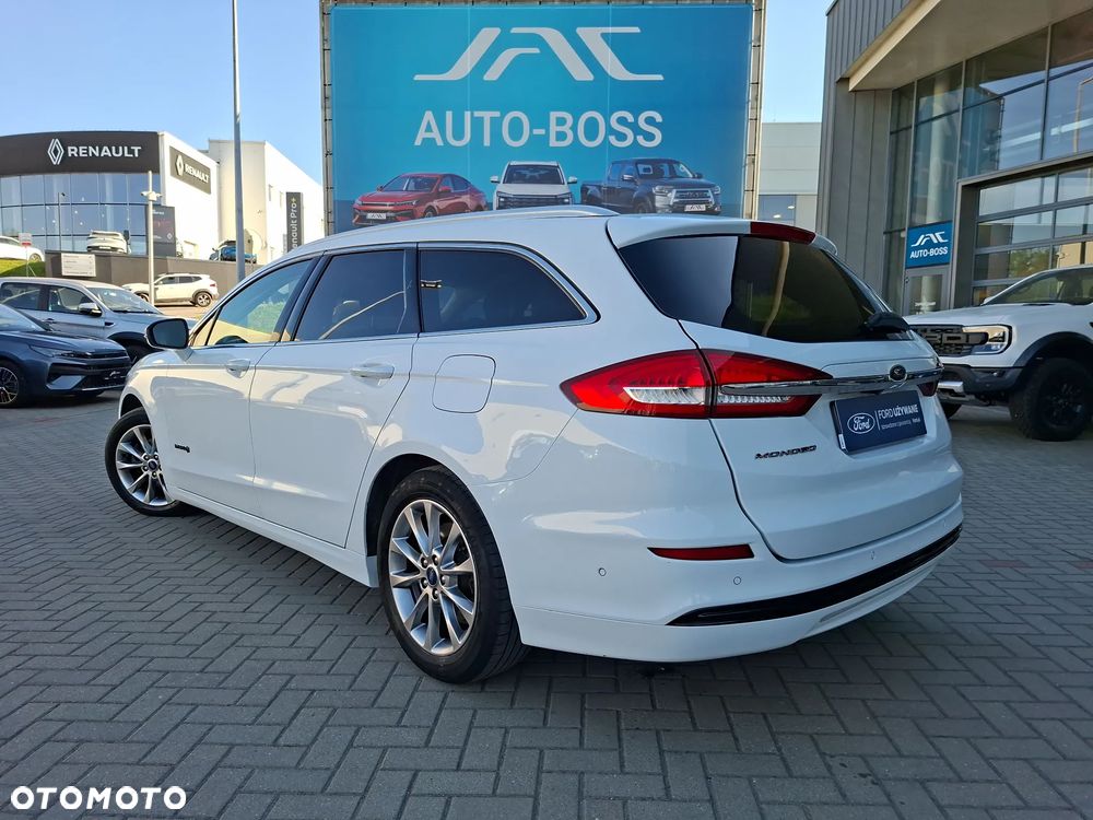 Ford Mondeo 2.0 Hybrid Titanium - 12