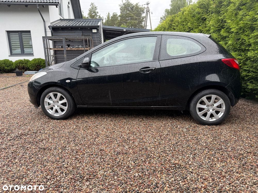 Mazda 2 - 6