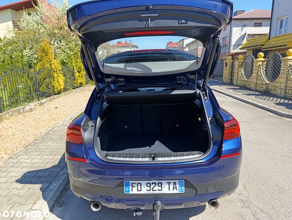 BMW X2 sDrive18d Business Edition sport - 7