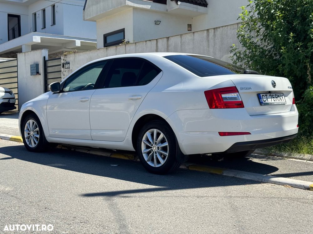 Skoda Octavia 1.6 TDI ACTIVE - 2