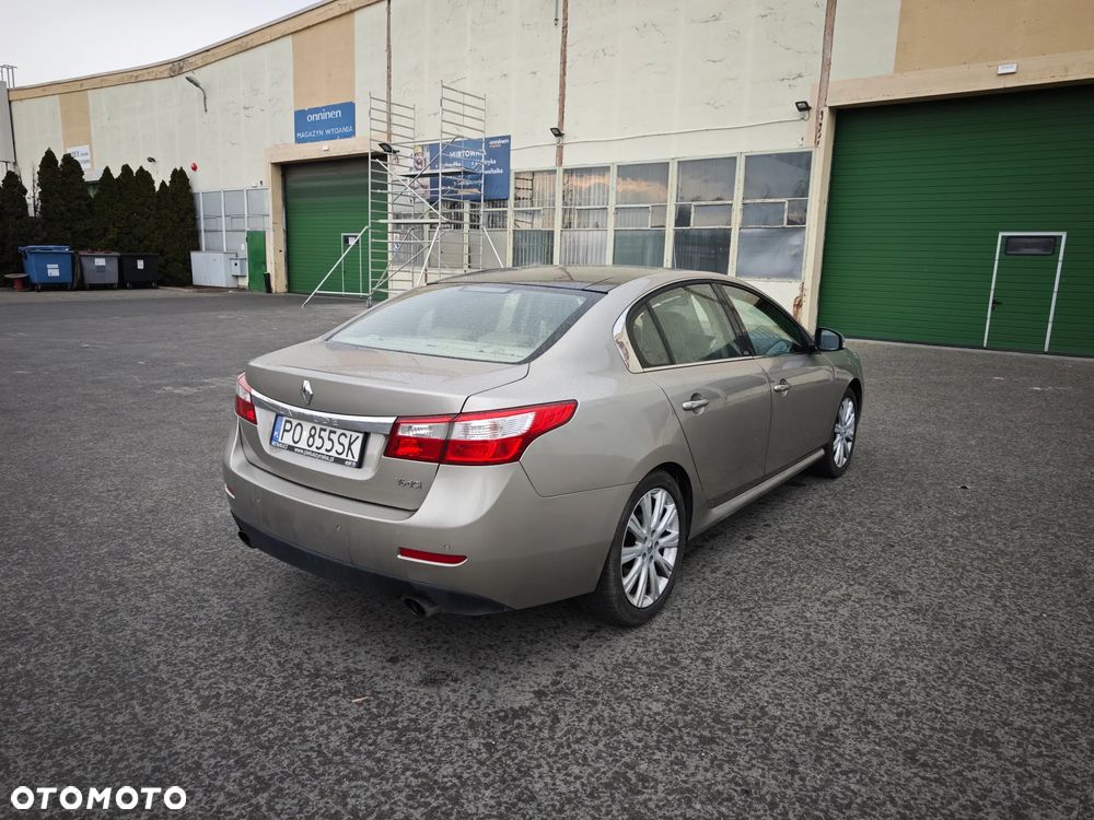 Renault Latitude - 12