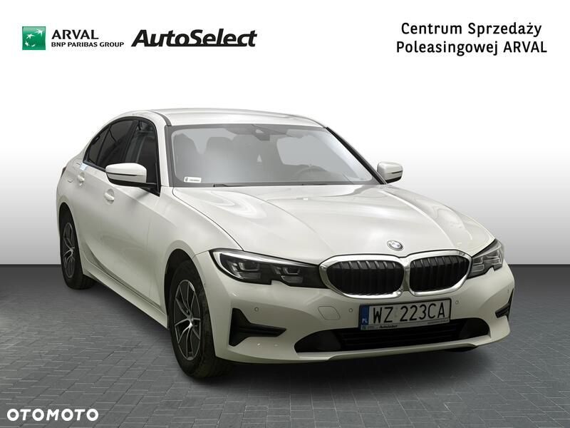BMW Seria 3 318i - 8