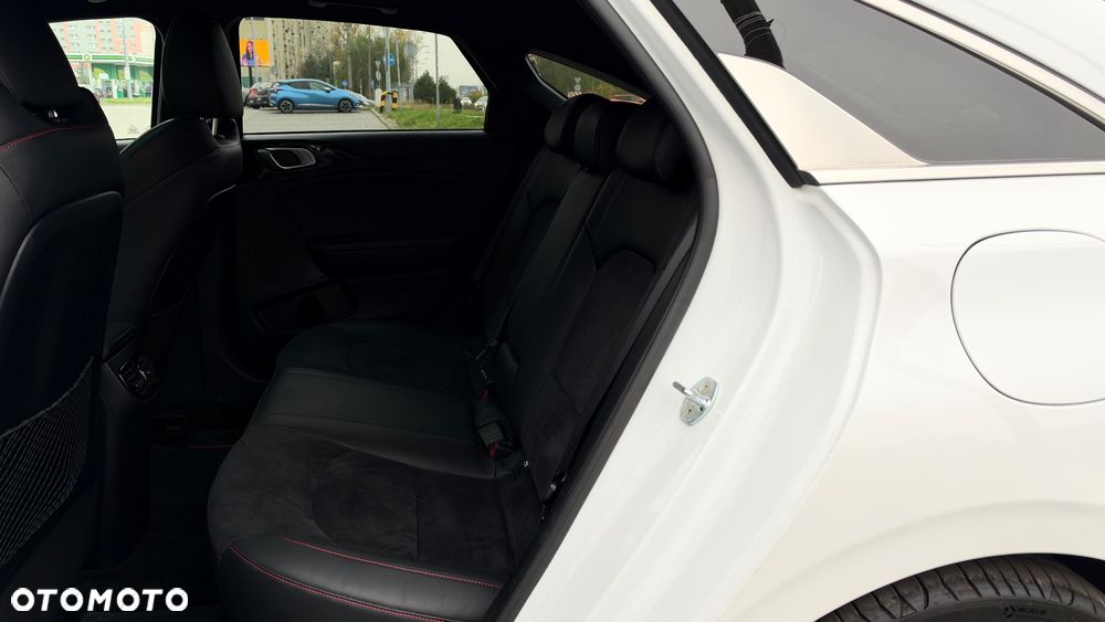 Kia ProCeed 1.6 T-GDI DCT7 OPF GT - 33