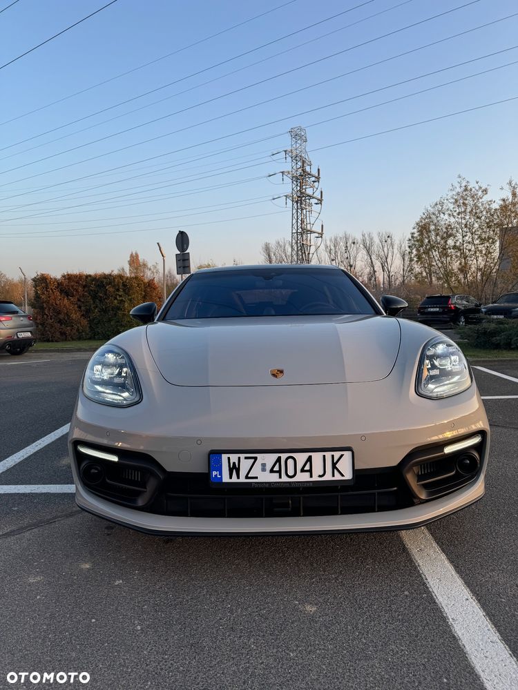 Porsche Panamera 4 E-Hybrid Platinum Edition - 5