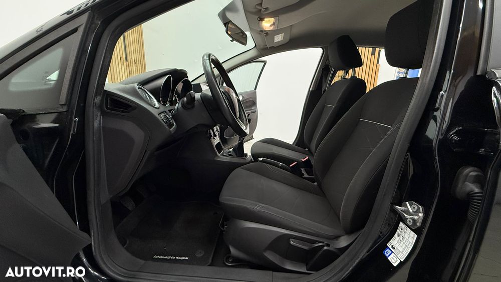Ford Fiesta - 15