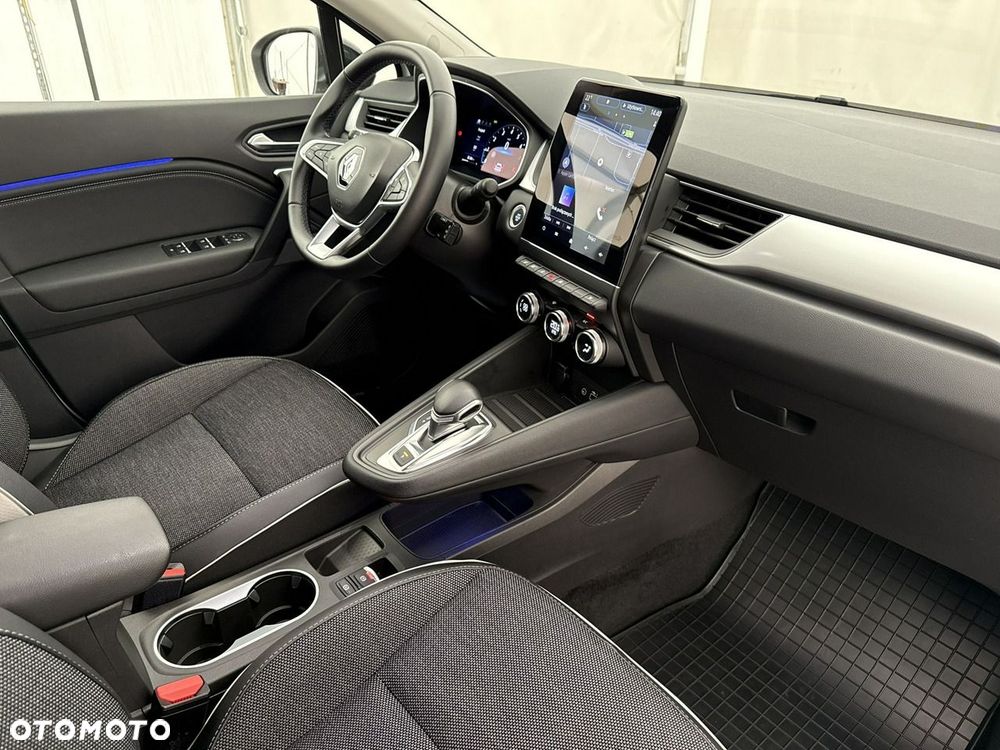 Renault Captur - 24