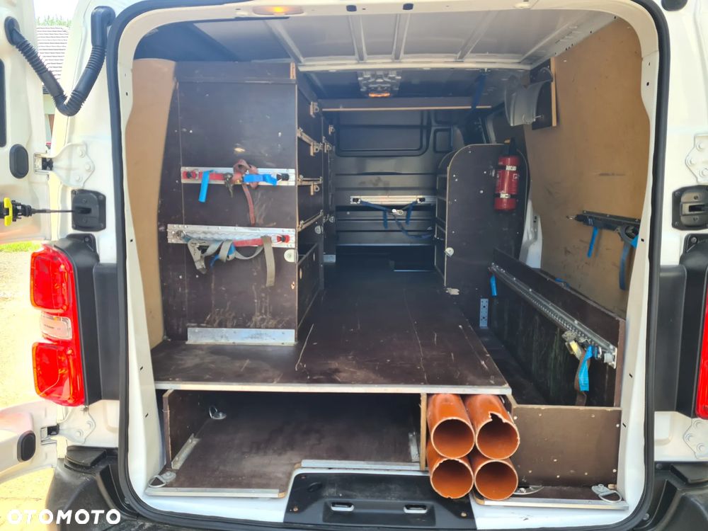 Opel Vivaro - 11