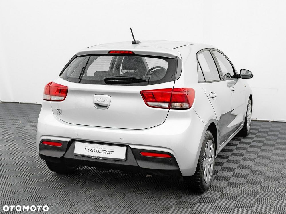 Kia Rio - 6