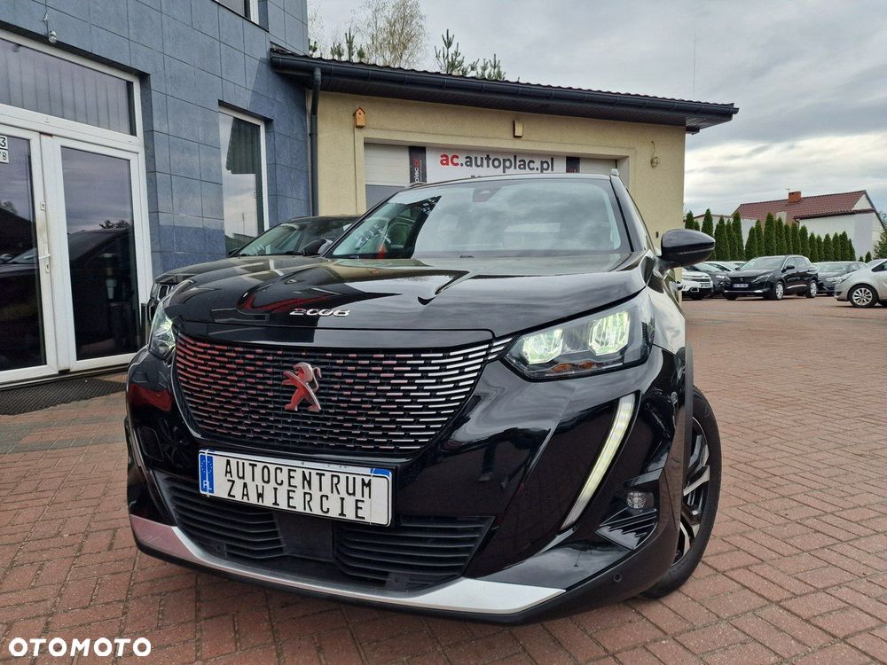Peugeot 2008 1.2 Pure Tech GPF Allure S&S - 4
