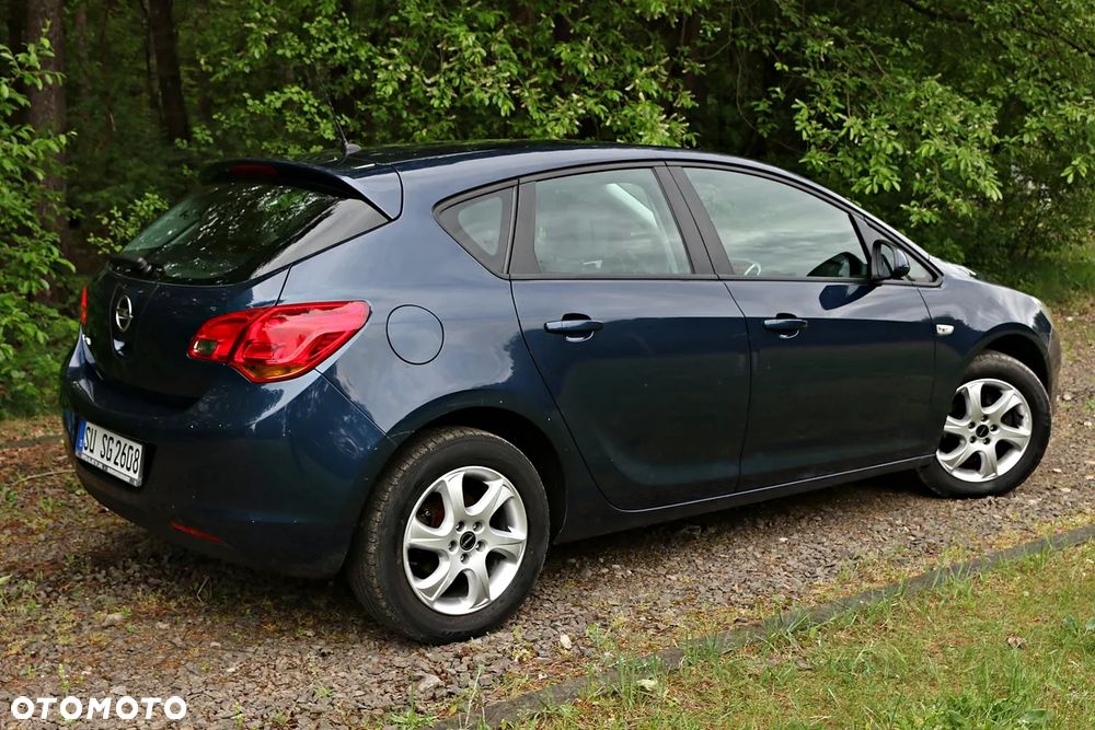 Opel Astra 1.6 - 21