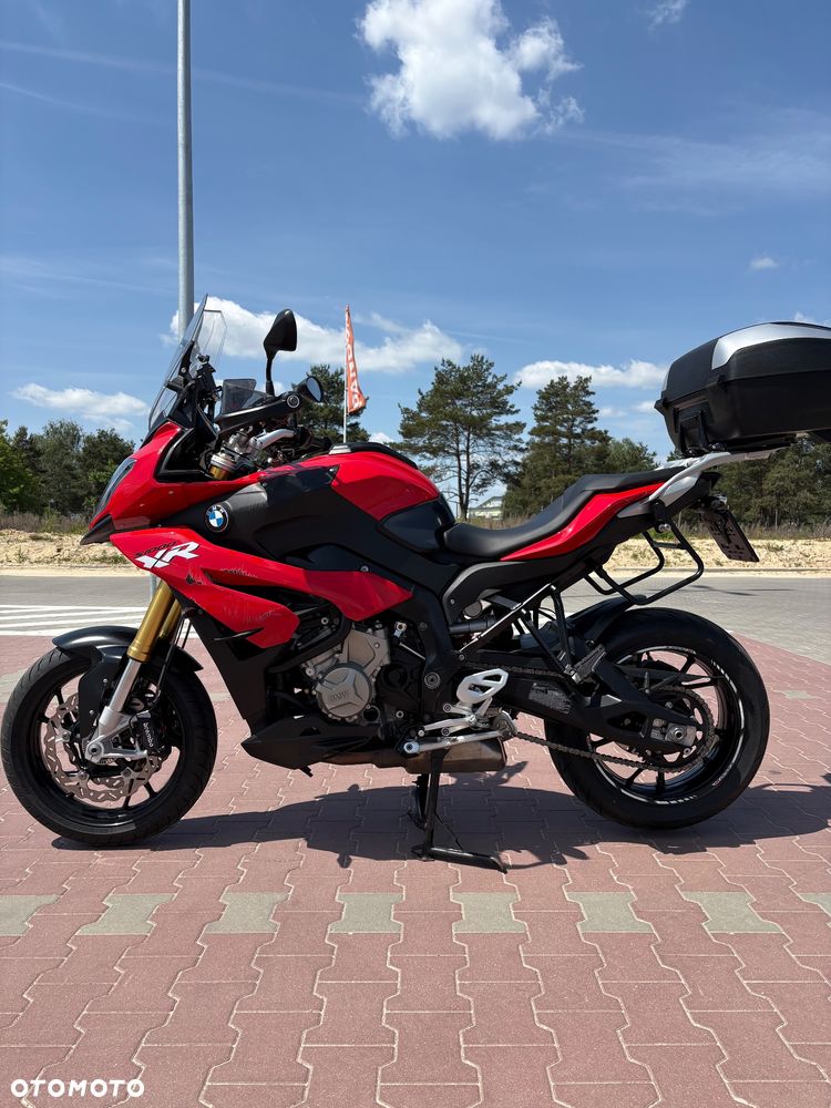 BMW S - 7