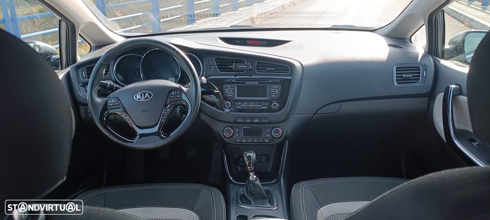 Kia Ceed SW 1.6 CRDi TX - 7