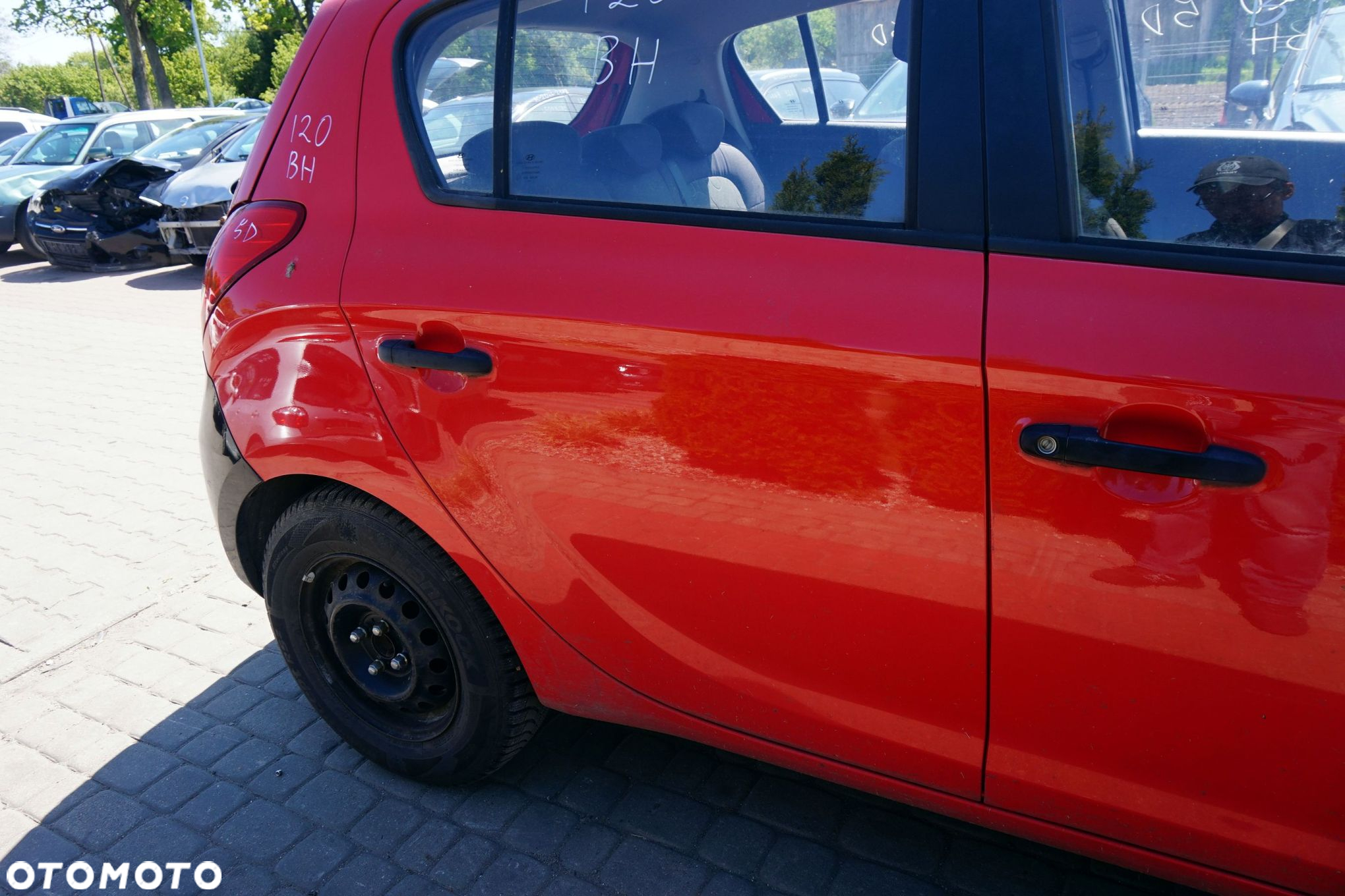 DRZWI TYLNE PRAWE I20 I 5D HB BH  CZERWONY HYUNDAI 2008-2012 - 4