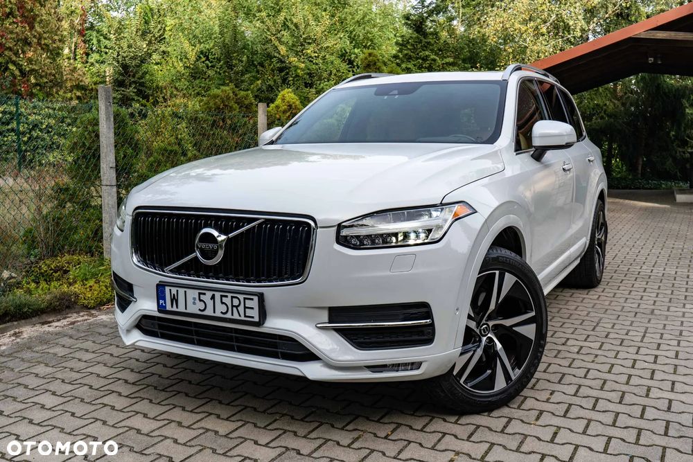 Volvo XC 90 - 1