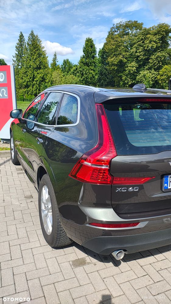 Volvo XC 60 D4 Momentum Pro - 4