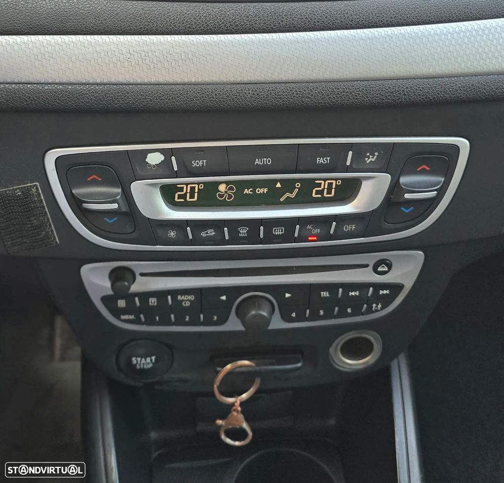 Renault Mégane 1.5 dCi Dynamique - 9