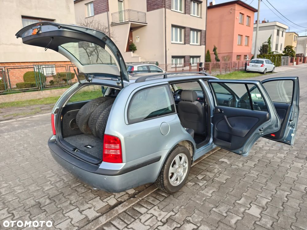 Skoda Octavia - 25