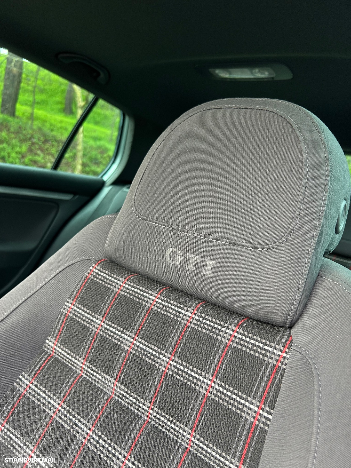 VW Golf 2.0 GTi DSG - 12
