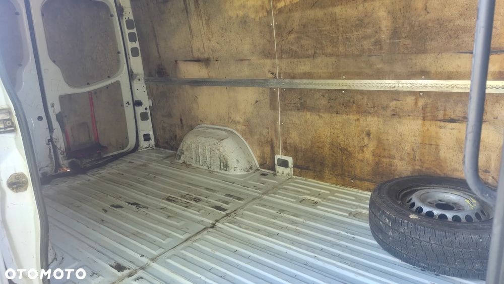 Mercedes-Benz Sprinter 906.211 - 8