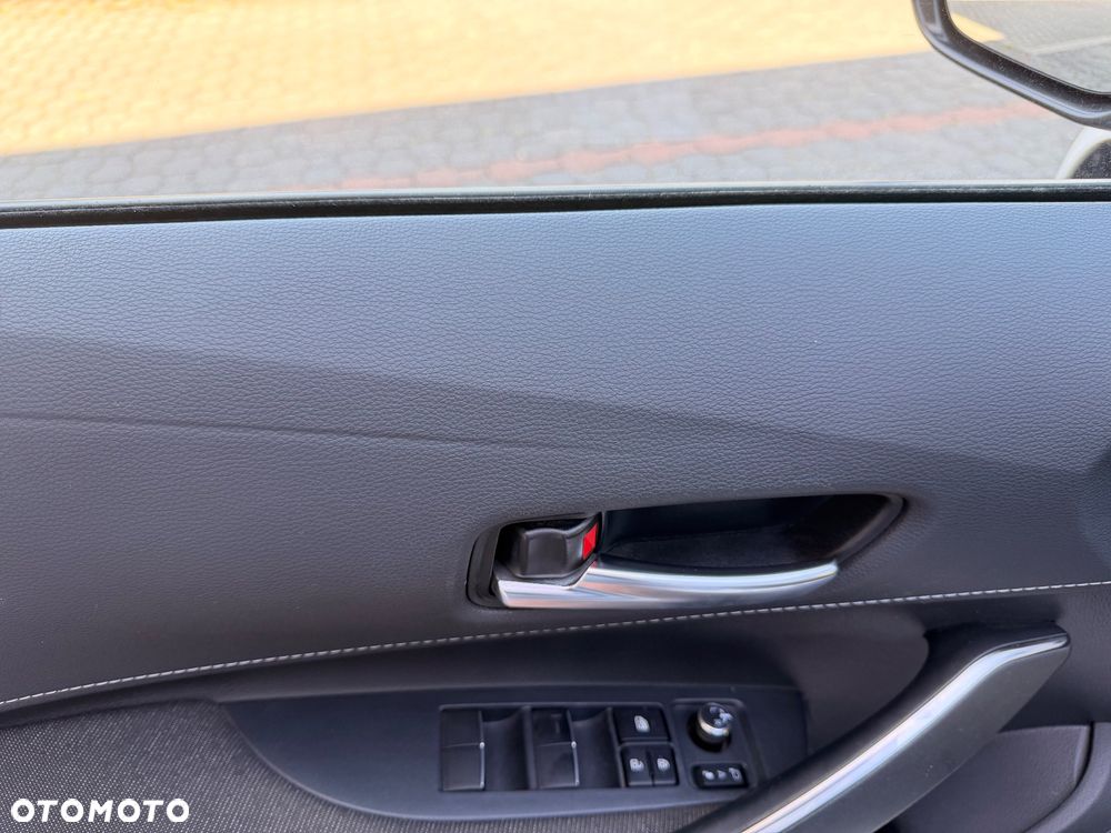 Toyota Corolla 1.8 Hybrid Comfort - 24