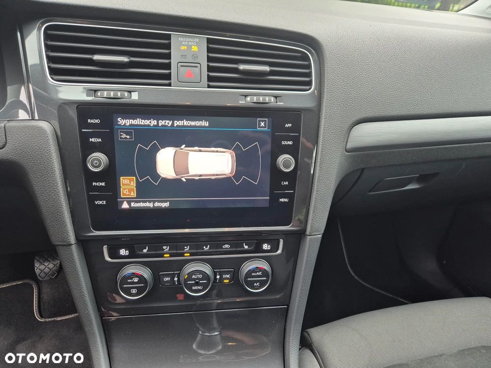Volkswagen Golf VII 1.5 TSI BMT Comfortline - 10