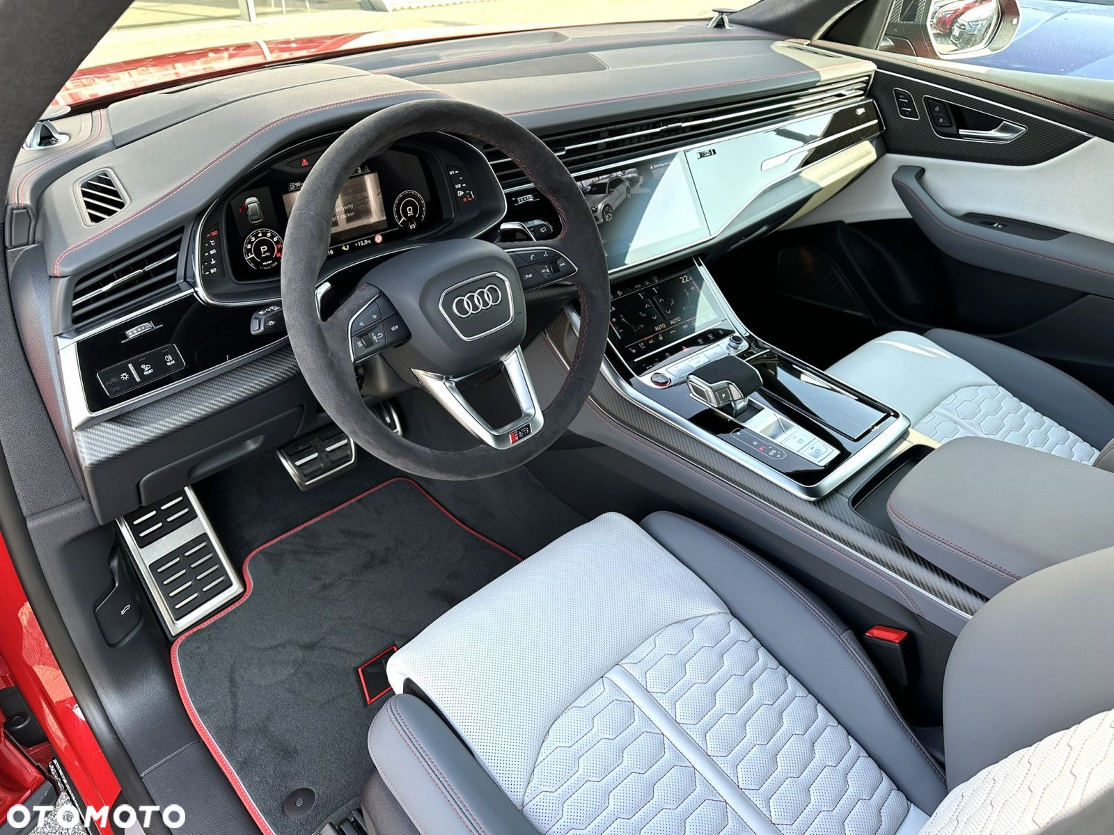 Audi RS Q8 - 18