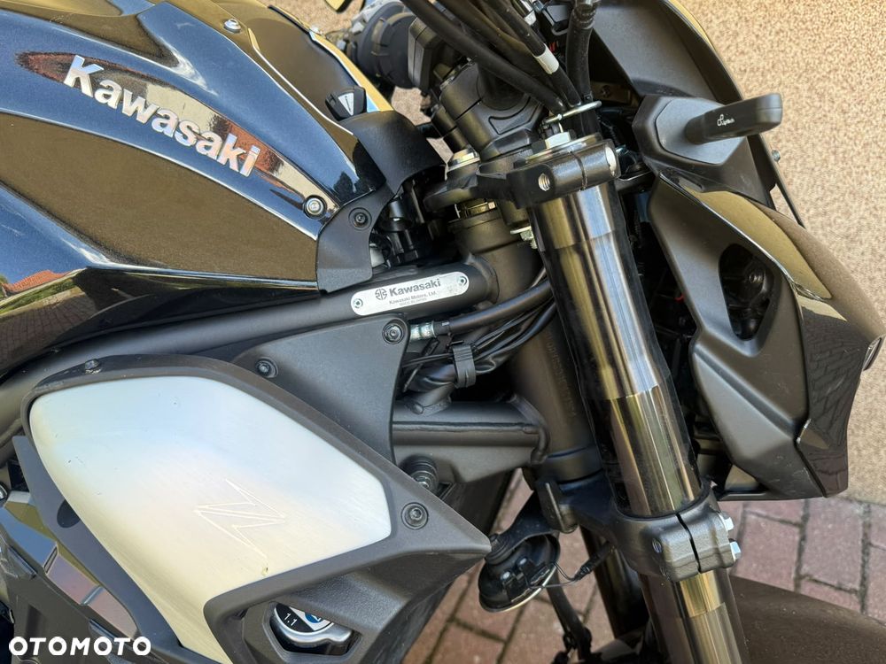 Kawasaki Z 900 - 10
