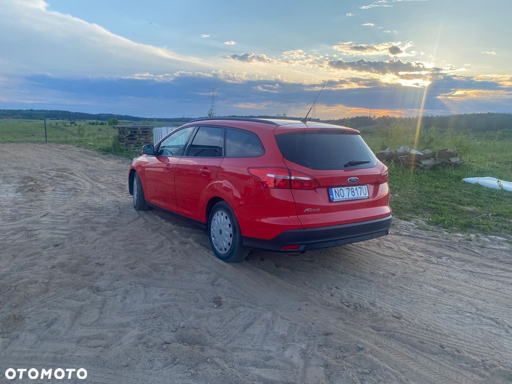 Ford Focus 1.5 TDCi Trend ECOnetic ASS - 4