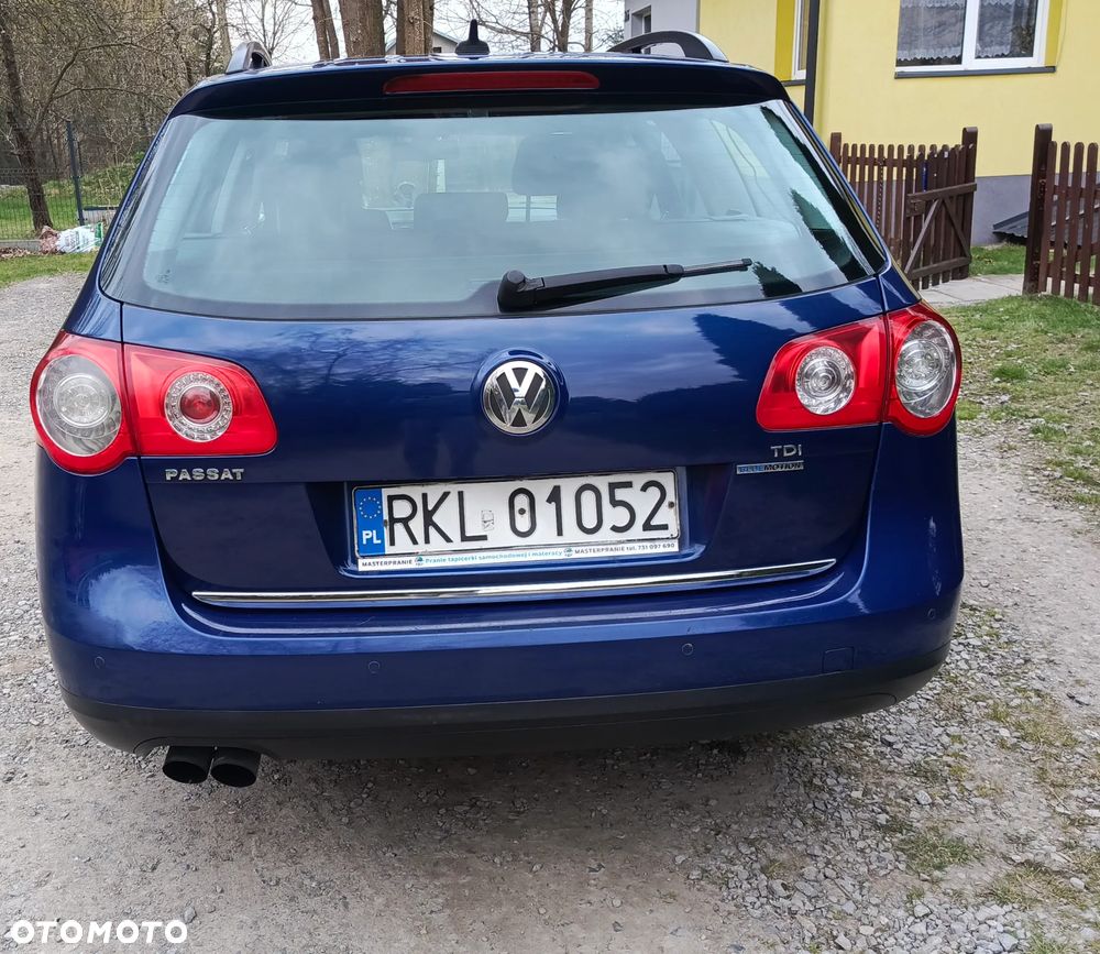 Volkswagen Passat - 2