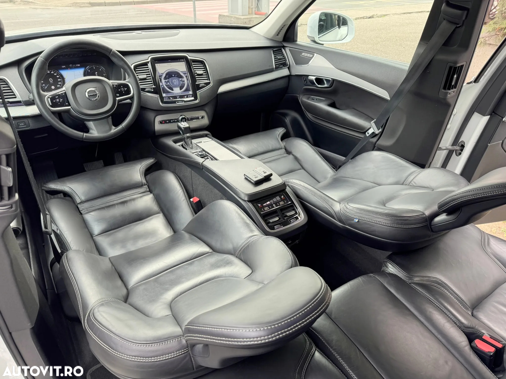 Volvo XC 90 D5 AWD Geartronic Inscription - 25
