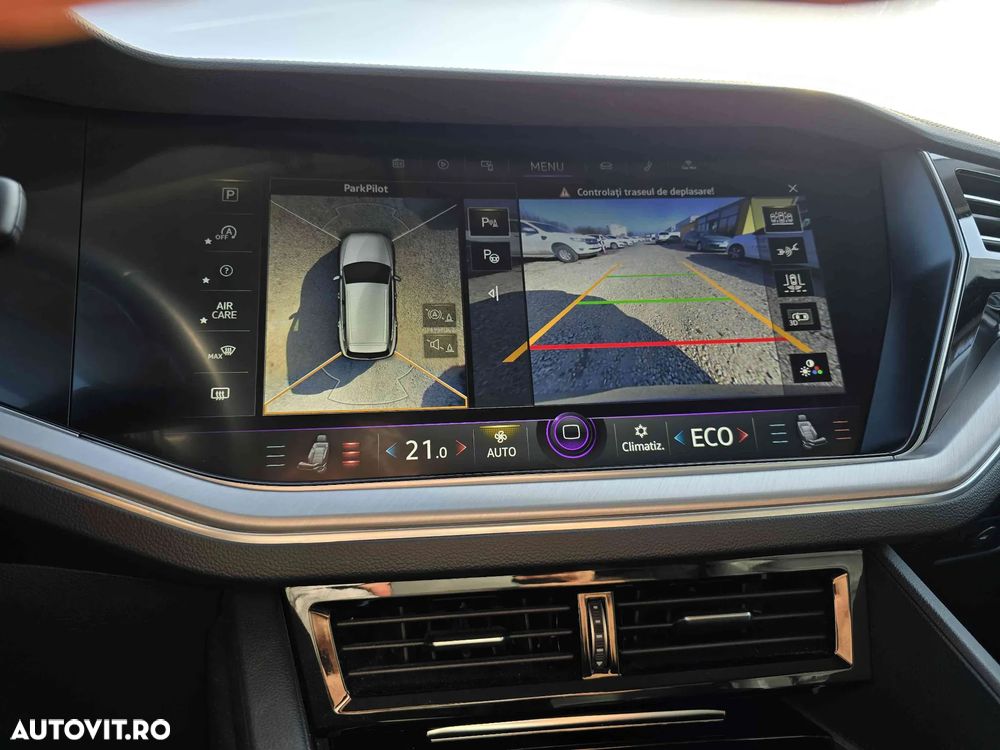 Volkswagen Touareg - 18