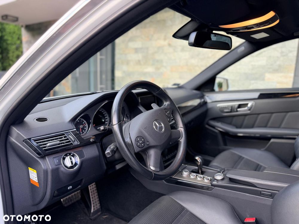 Mercedes-Benz Klasa E 63 AMG - 12