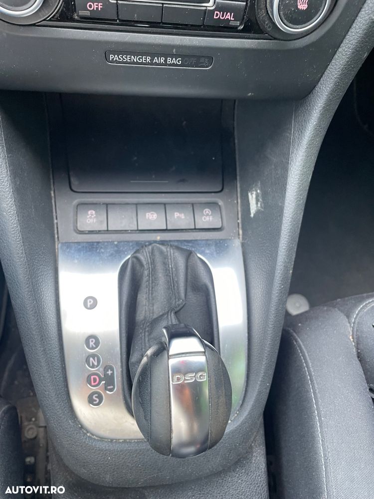 Volkswagen Golf 1.6 TDI BlueMotion Technology DPF Highline DSG - 29