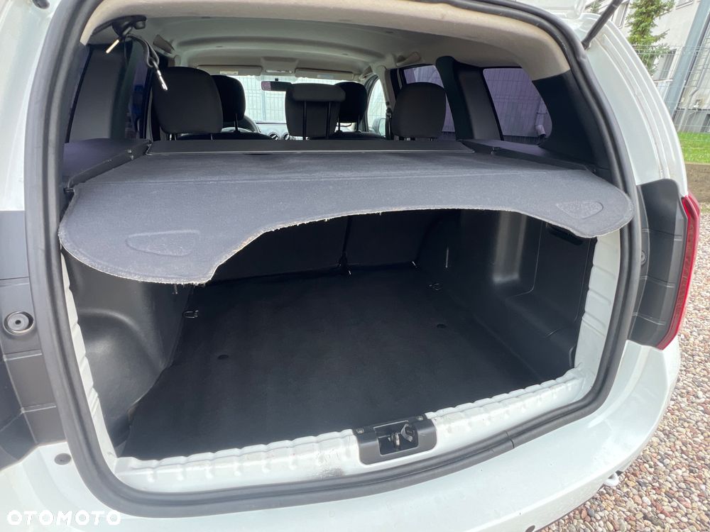 Dacia Duster 1.6 16V 4x2 Laureate - 23