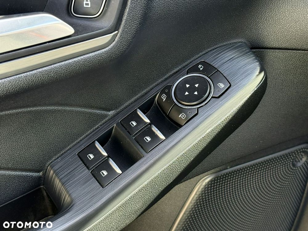 Ford Kuga 2.0 EcoBlue 4x4 TITANIUM - 8