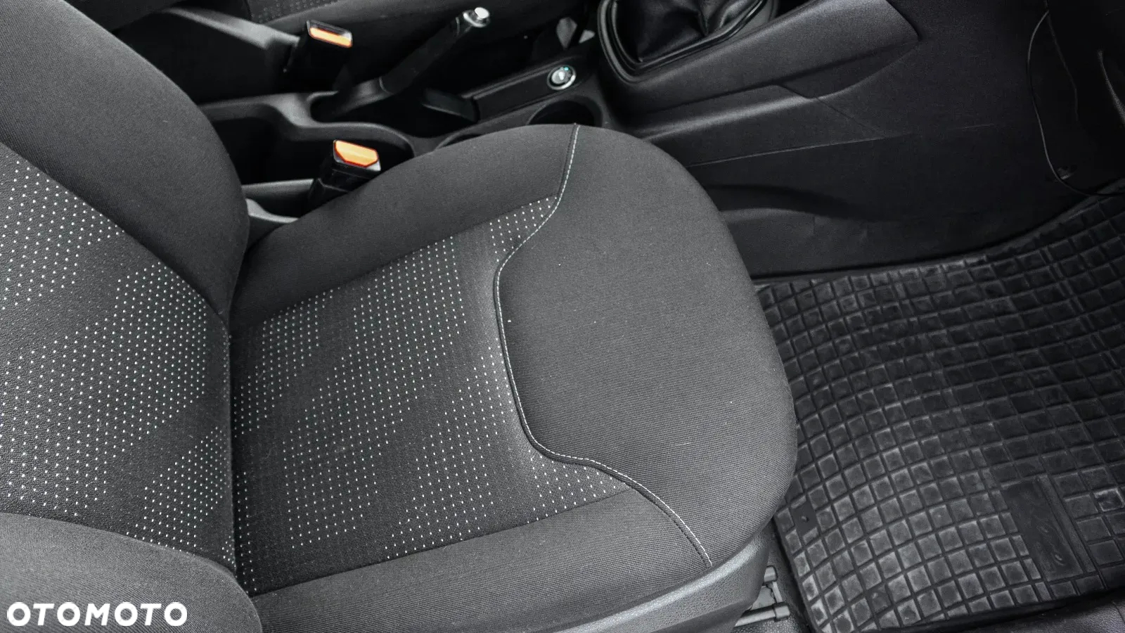 Ford Transit Courier 1.0 EcoBoost Trend - 26