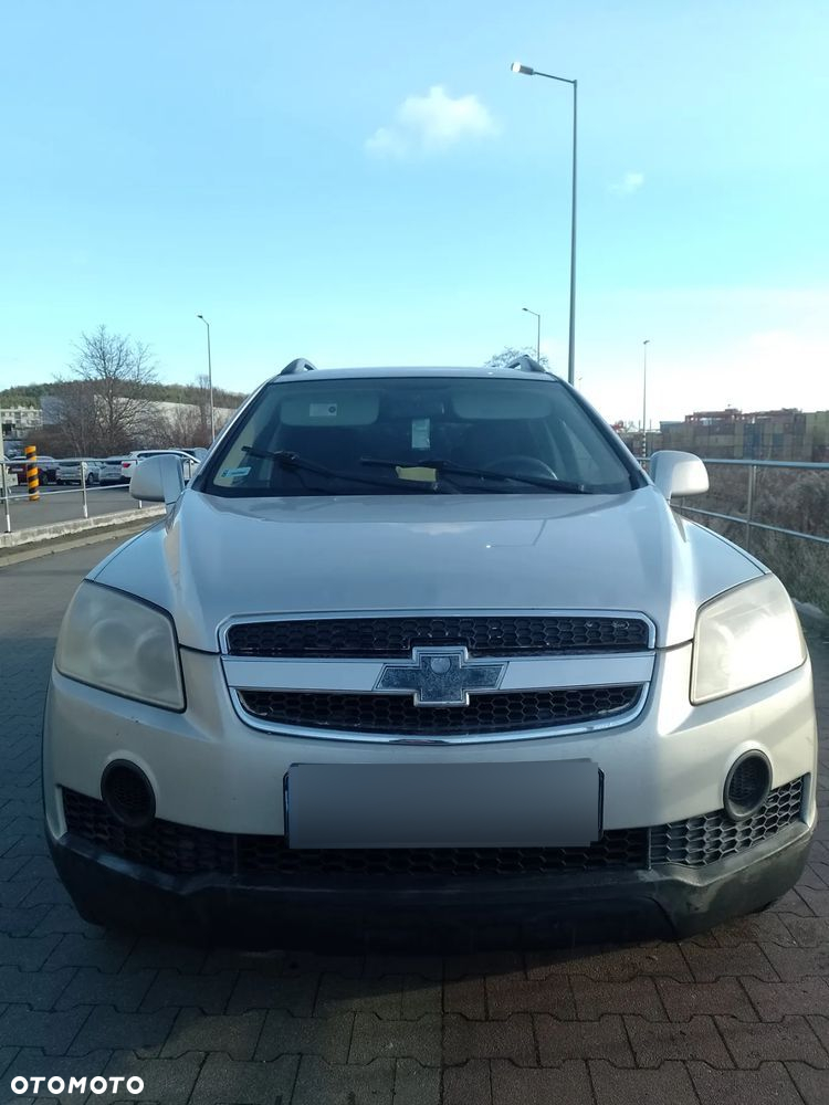 Chevrolet Captiva 2.4 LS 5os - 8