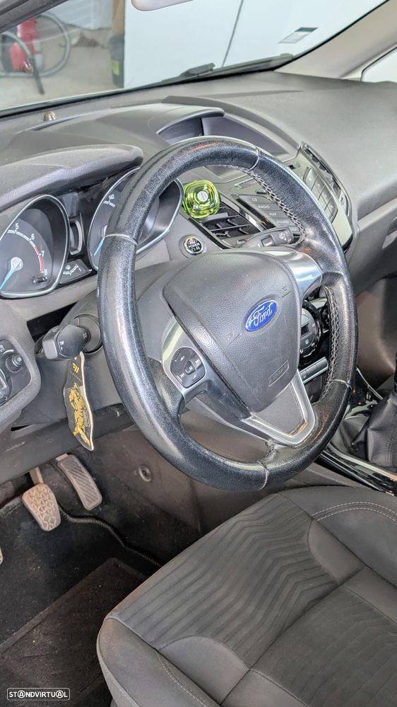 Ford Fiesta 1.0 Ti-VCT Titanium - 10