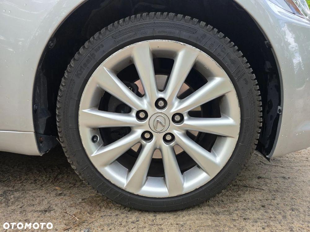 Lexus IS 220 D Comfort - 35