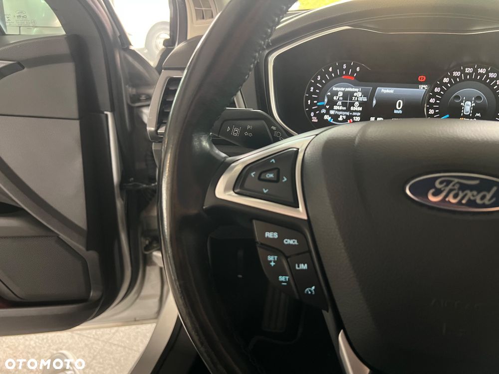 Ford Mondeo SW 2.0 EcoBlue Titanium - 24