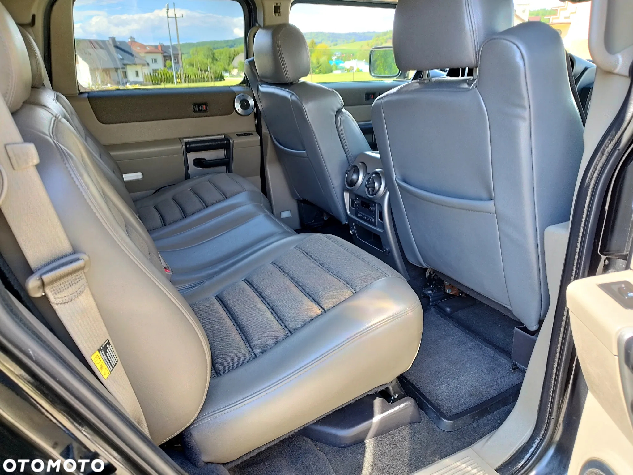 Hummer H2 6.0 V8 - 20