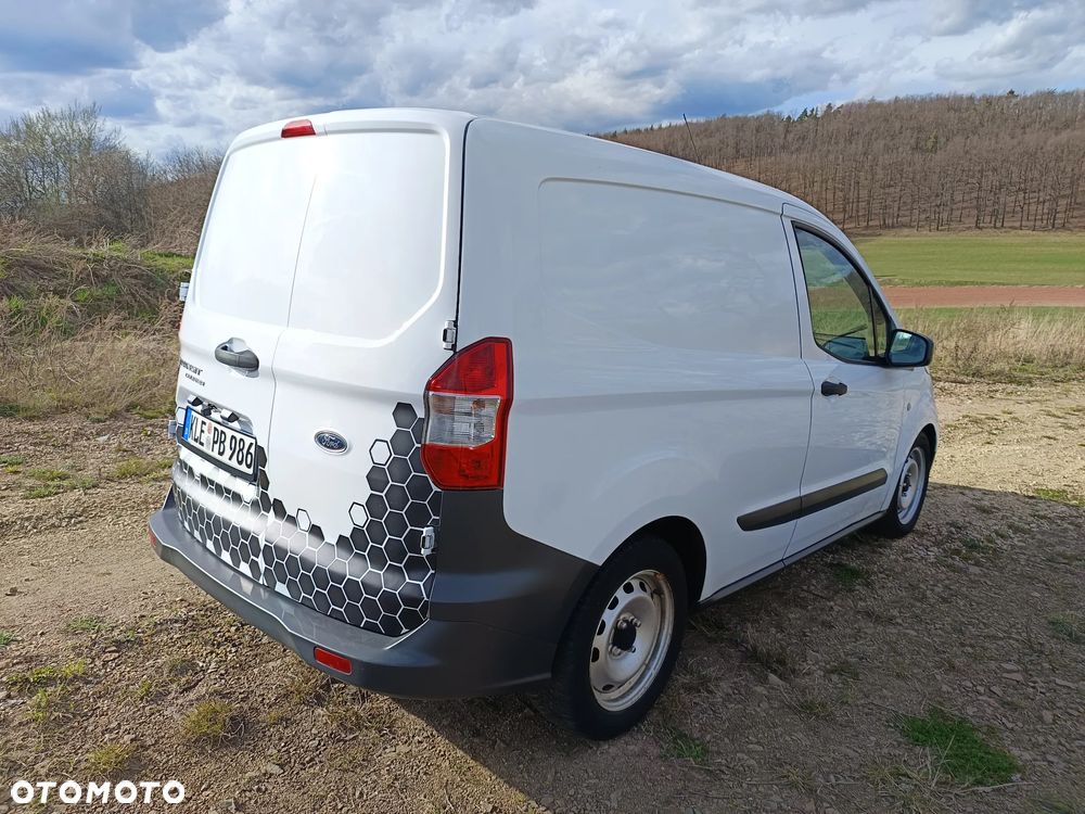 Ford Transit Courier Basis - 5