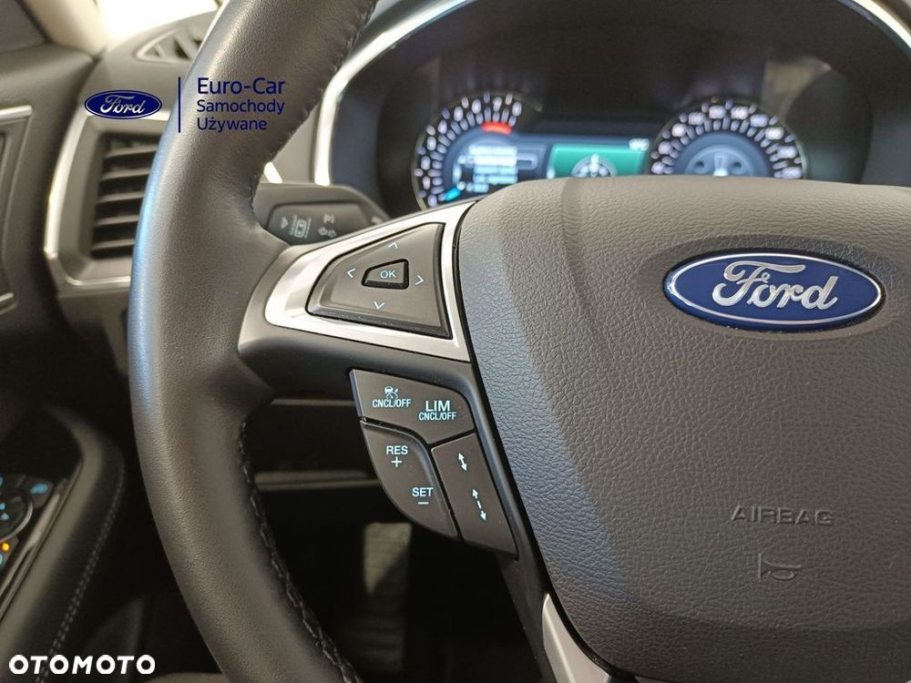 Ford S-Max 2.5 Duratec FHEV (7-Sitzer) TITANIUM - 18