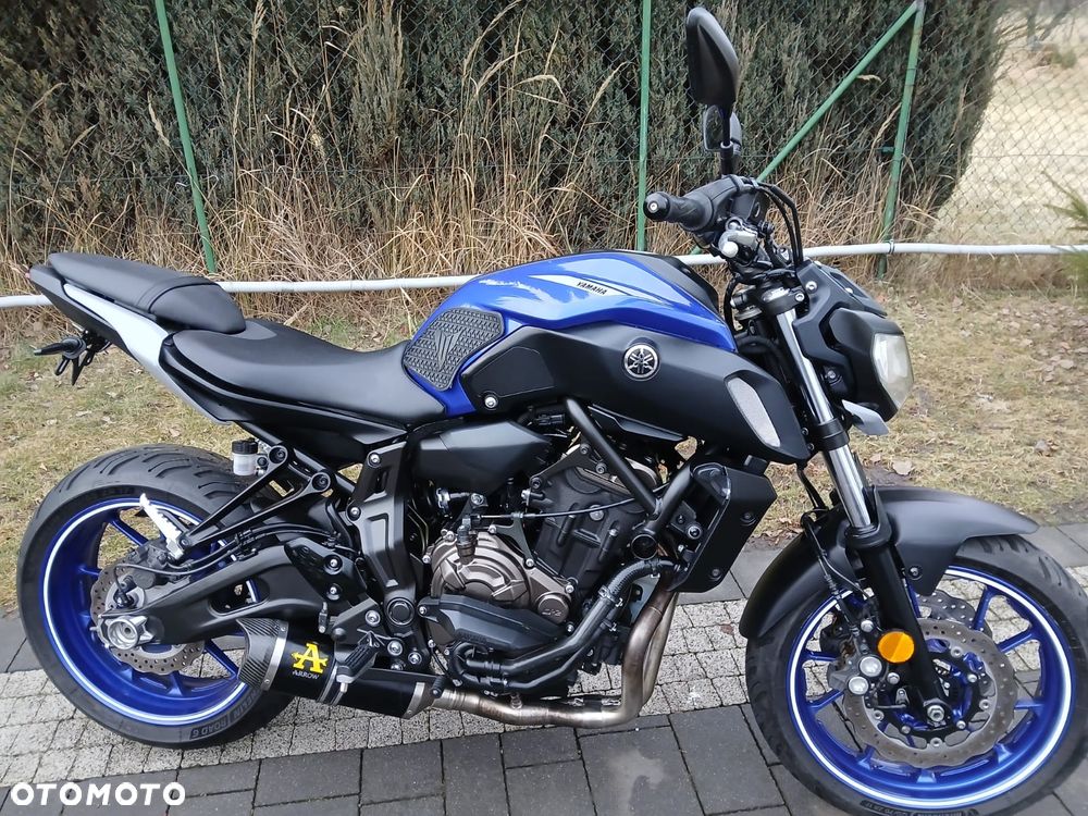 Yamaha MT - 10